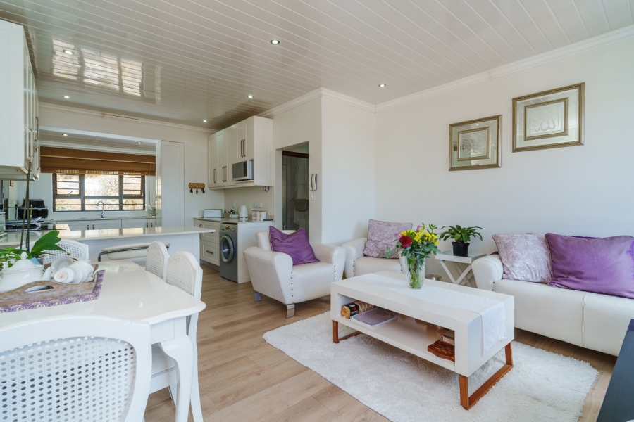 2 Bedroom Property for Sale in Kalk Bay Western Cape